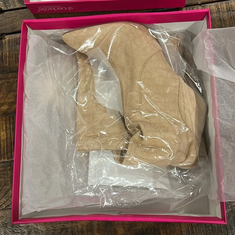Neysa Natural suede thigh high stiletto heel boot size 8